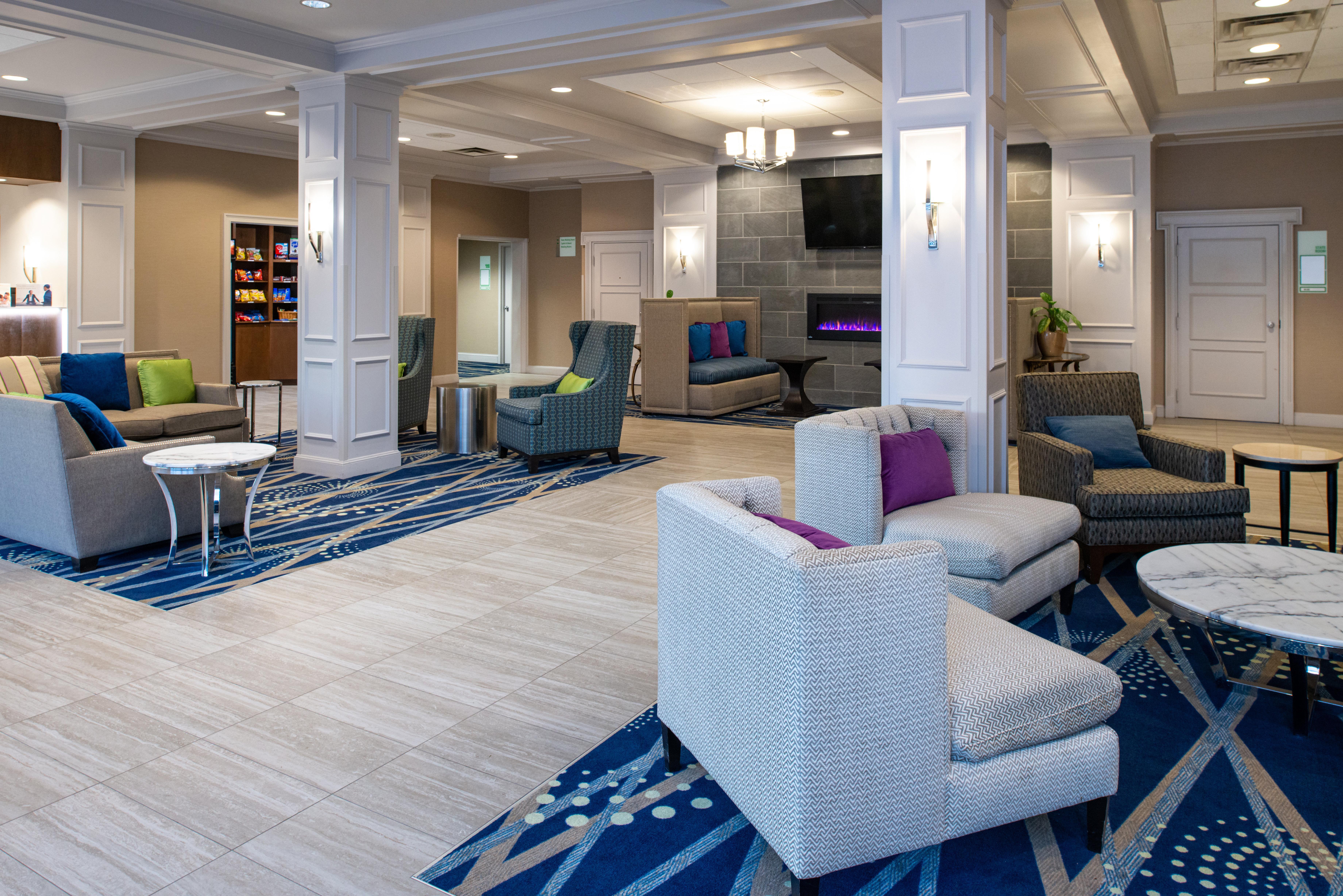 Holiday Inn Concord Downtown, An Ihg Hotel Exterior photo
